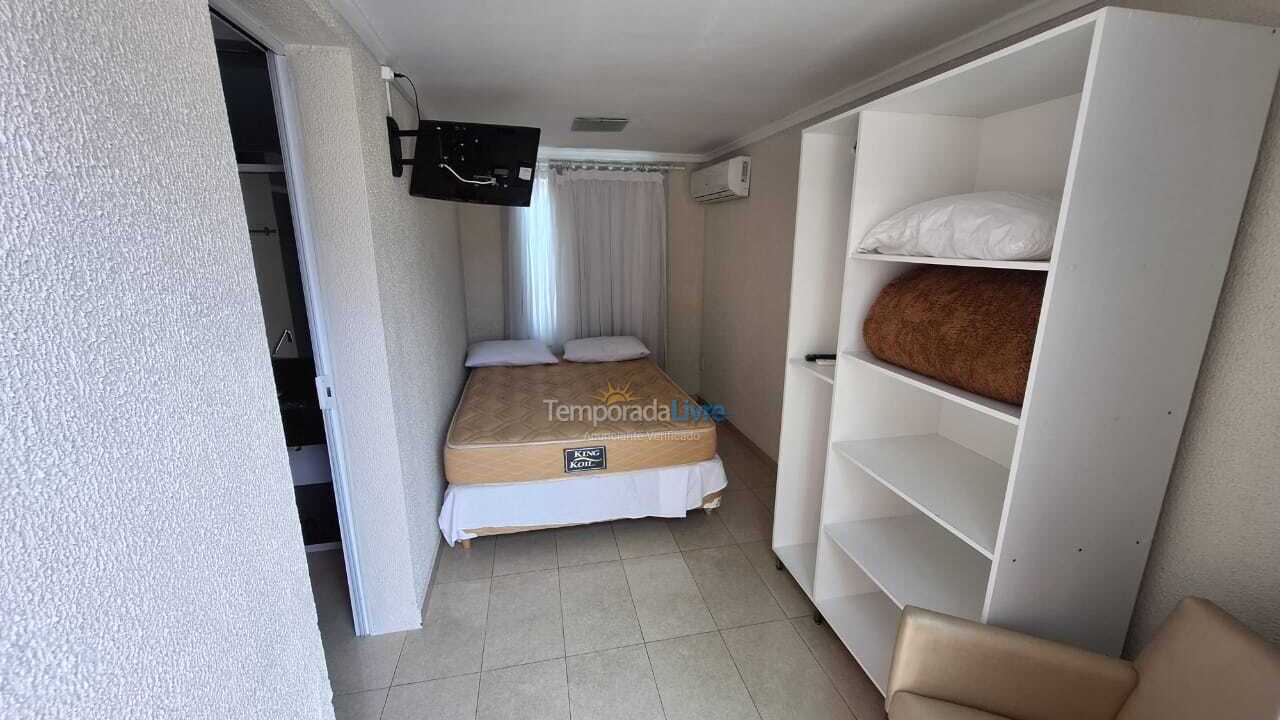 Apartamento para aluguel de temporada em Bombinhas (Praia de Bombas)