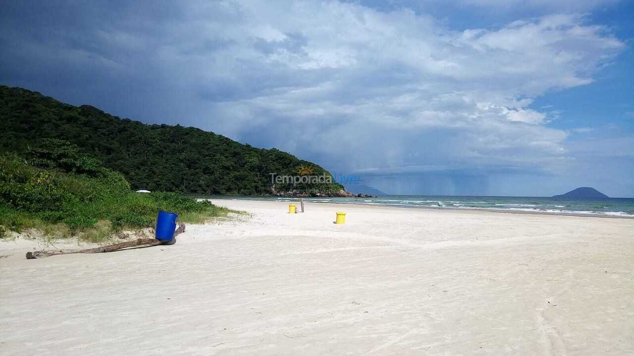 Casa para alquiler de vacaciones em Bertioga (Praia de Guaratuba)