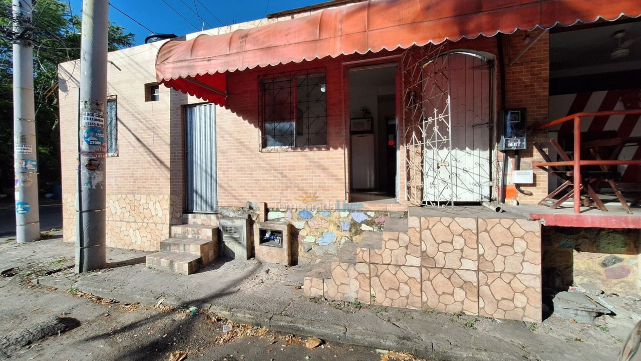 Casa para aluguel de temporada em Salvador (Stella Maris)