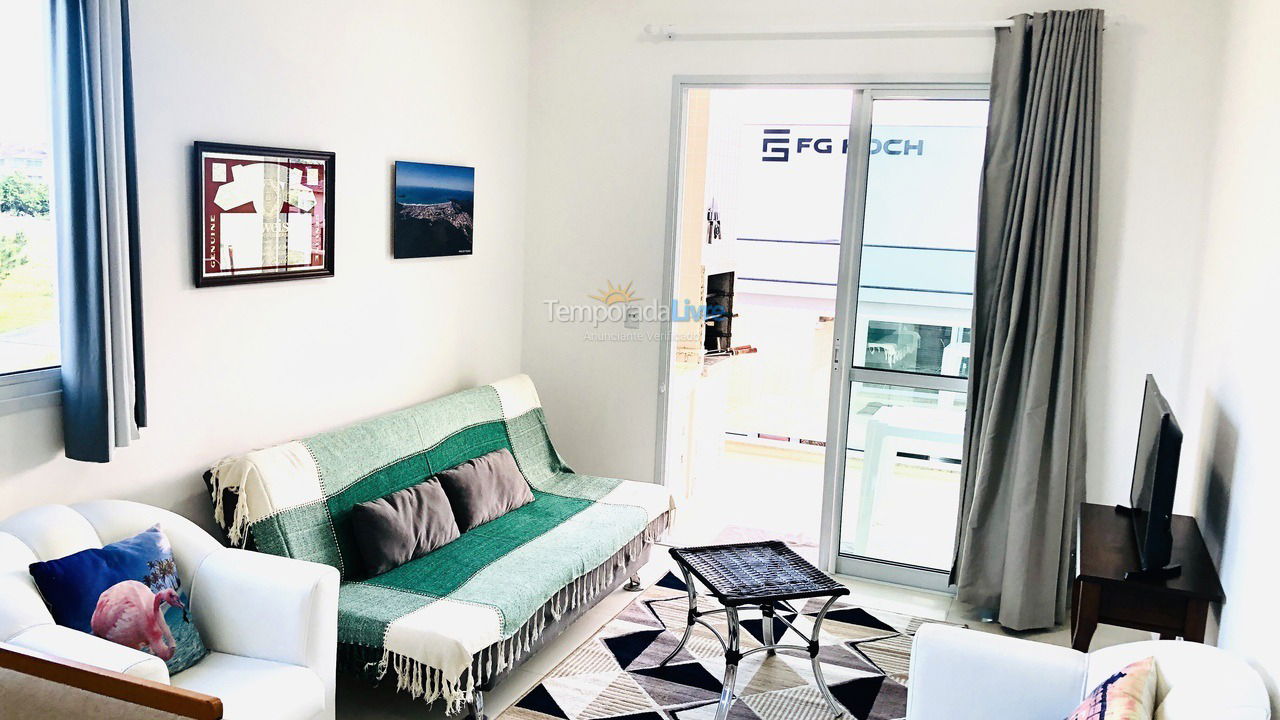 Apartamento para alquiler de vacaciones em Governador Celso Ramos (Praia de Palmas)