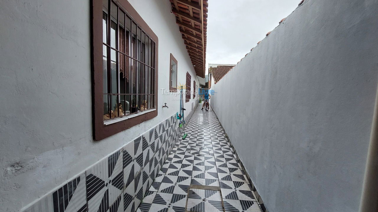 Casa para aluguel de temporada em Mongaguá (Vila Atlântica)