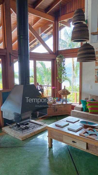 Casa para aluguel de temporada em Florianópolis (Canto da Lagoa)