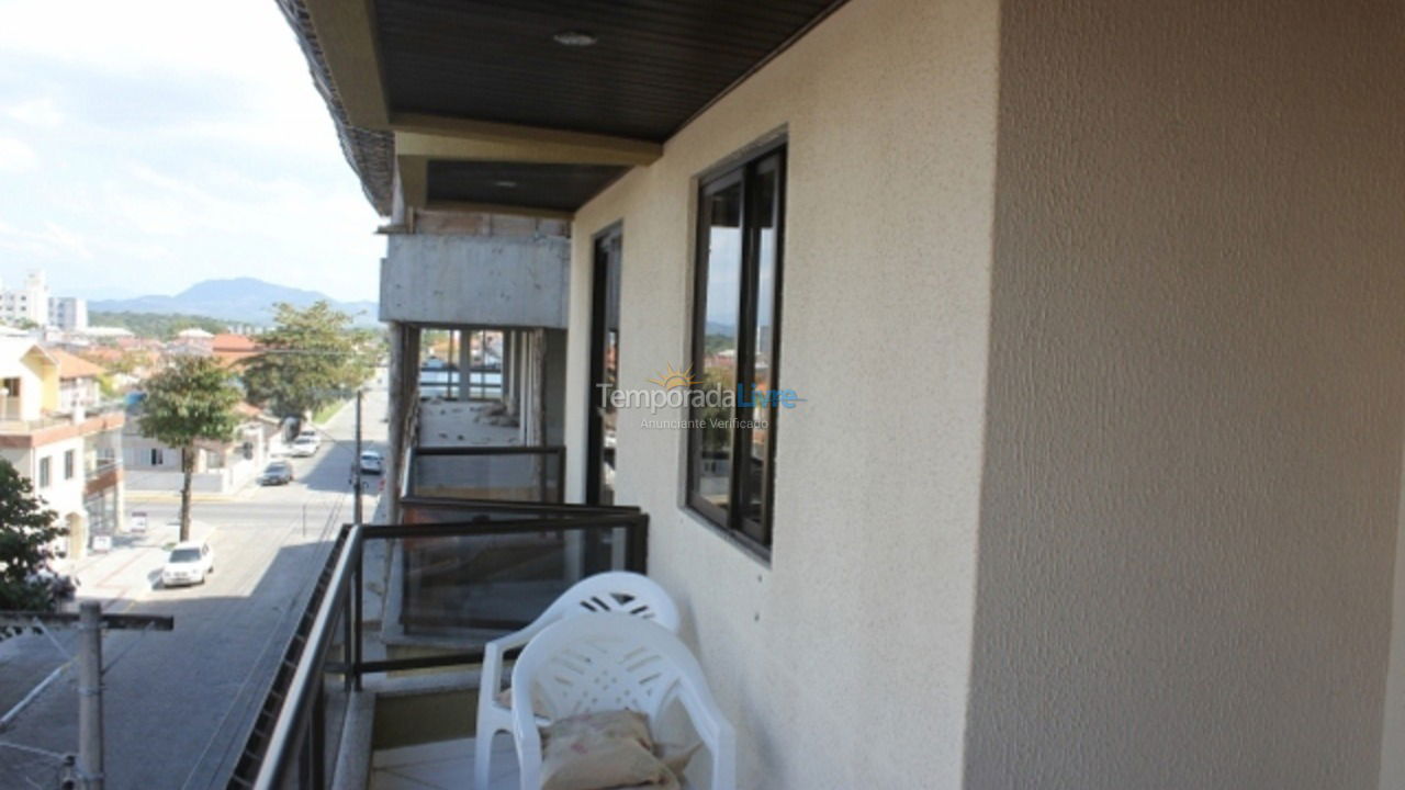 Apartment for vacation rental in Itapema (Meia Praia)