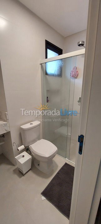 Apartment for vacation rental in Bombinhas (Bairro Canto Grande Praia de Mariscal)