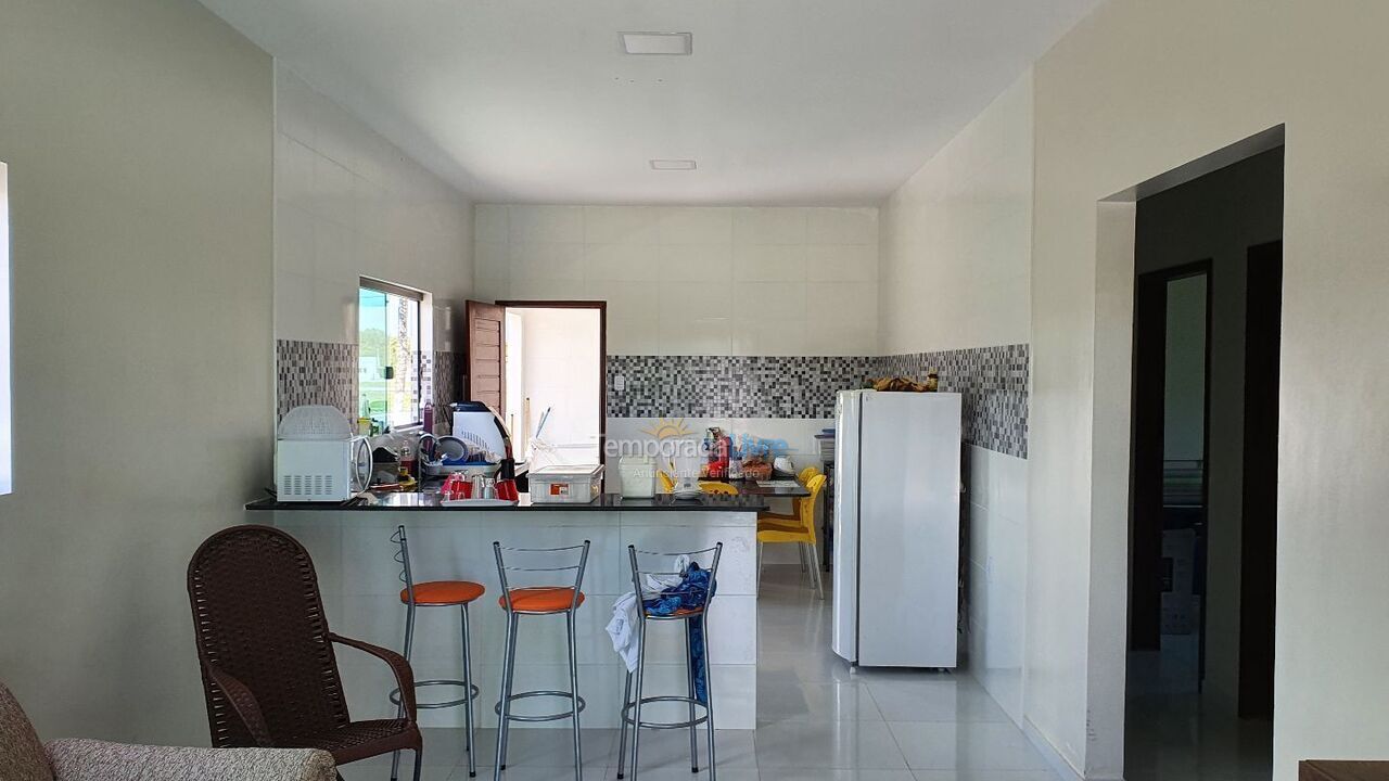 House for vacation rental in Lucena (Camaçarí)