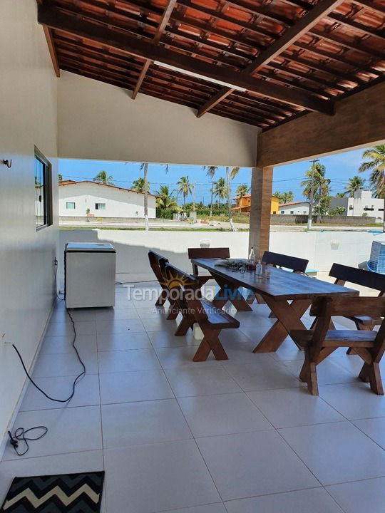 House for vacation rental in Lucena (Camaçarí)