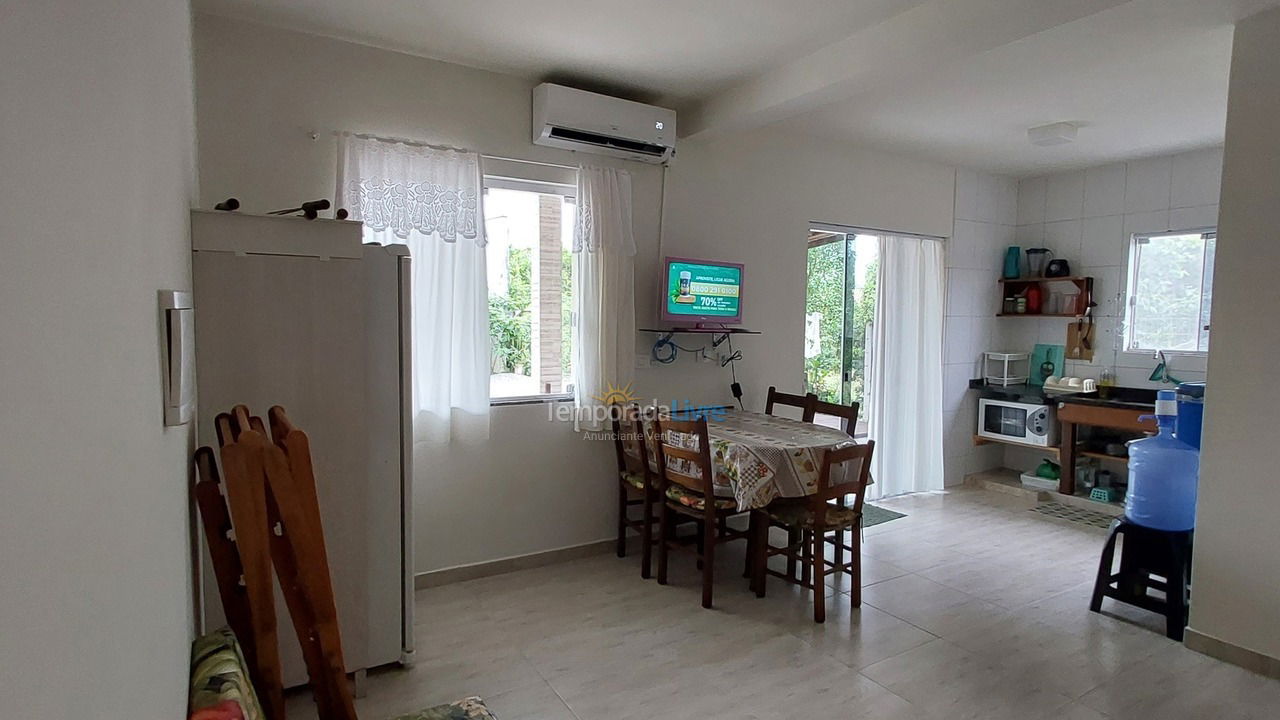 Apartment for vacation rental in Itapoá (Balneário Rio Gracioso)