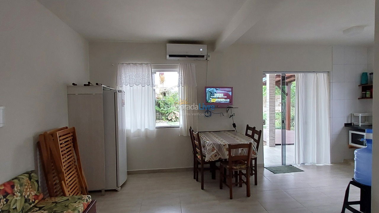 Apartment for vacation rental in Itapoá (Balneário Rio Gracioso)