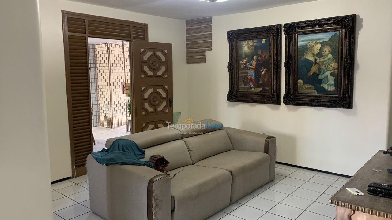 Casa para aluguel de temporada em Fortaleza (Papicu)