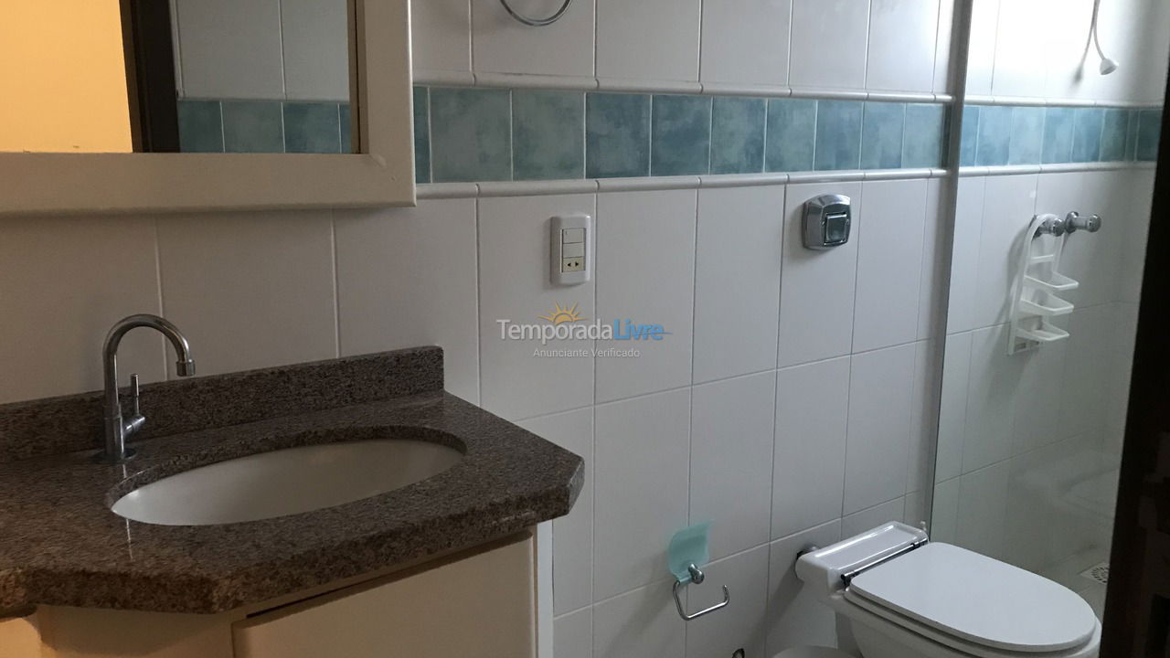 Apartamento para aluguel de temporada em Bombinhas (Praia de Bombinhas)