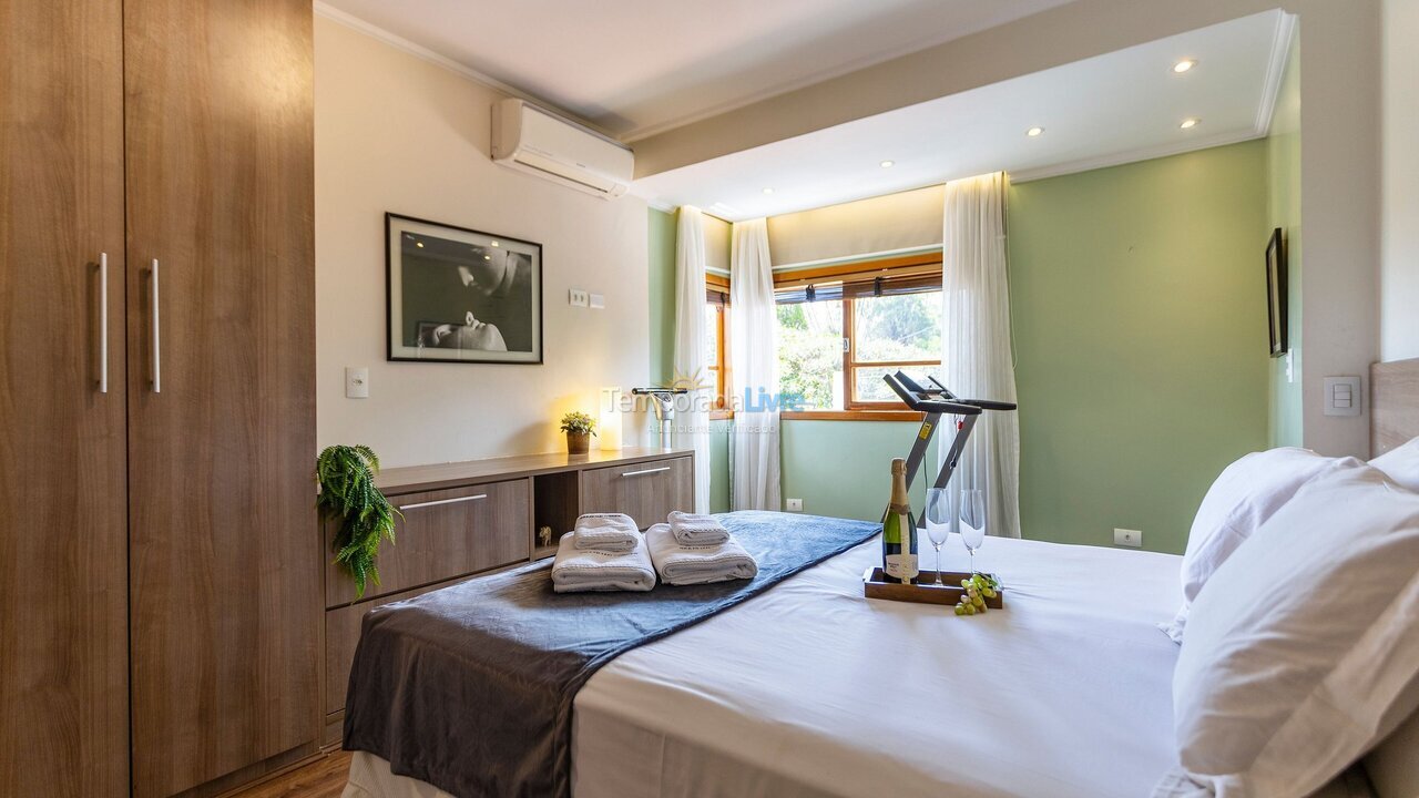 Casa para alquiler de vacaciones em São Paulo (Morumbi)