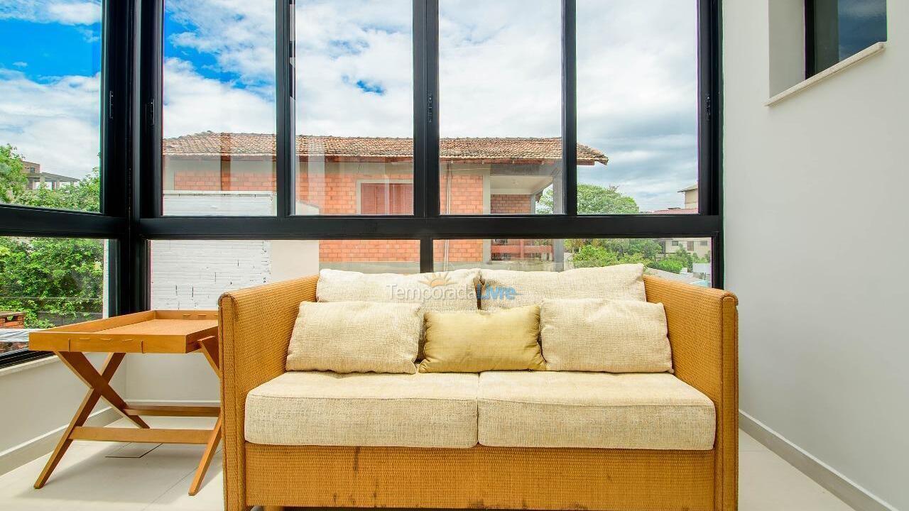 Apartamento para aluguel de temporada em Florianopolis (Praia dos Ingleses)