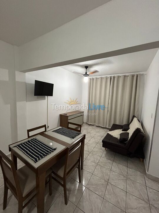 Apartamento para aluguel de temporada em Praia Grande (Vila Tupi)