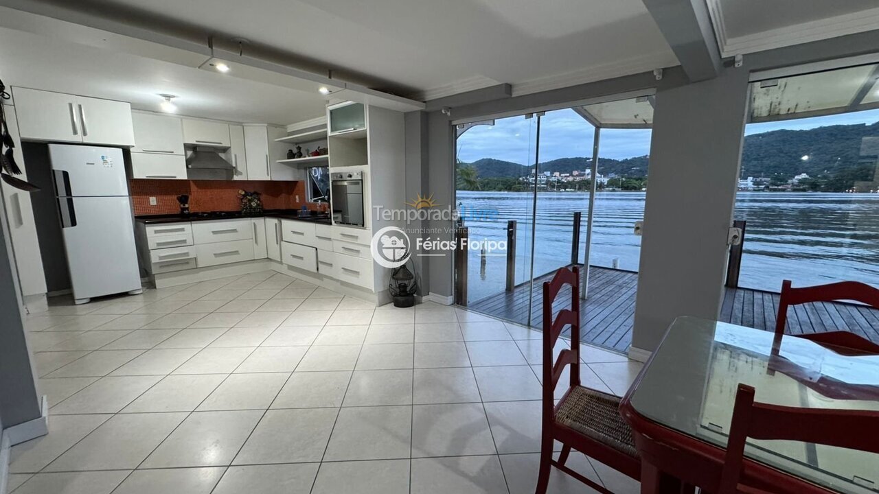 Casa para aluguel de temporada em Florianopolis (Lagoa da Conceição)