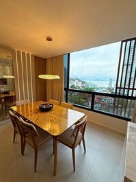 High Standard Apartment Itapema Center