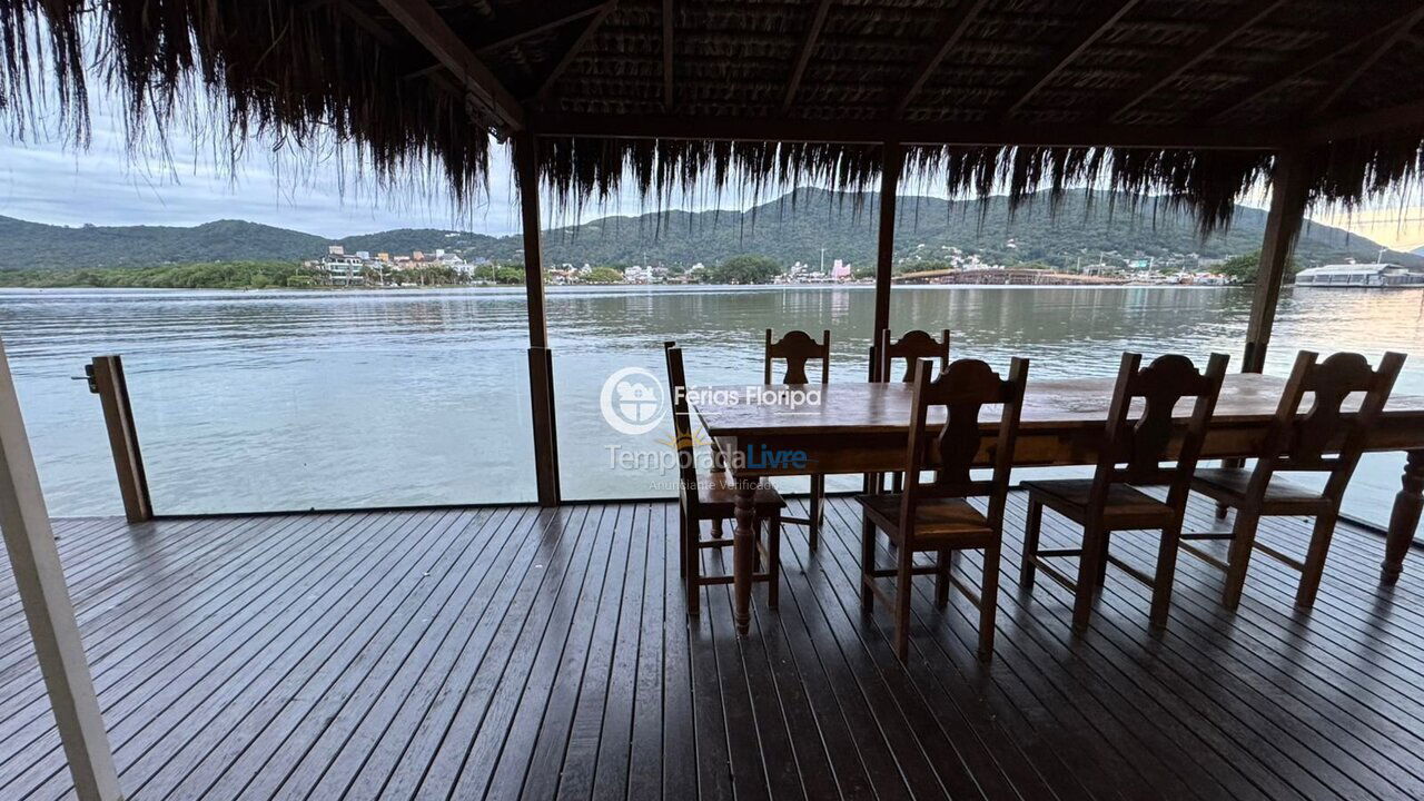 Casa para aluguel de temporada em Florianopolis (Lagoa da Conceição)