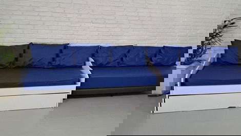 Sala com 1 bicama e 1 sofá-cama. 