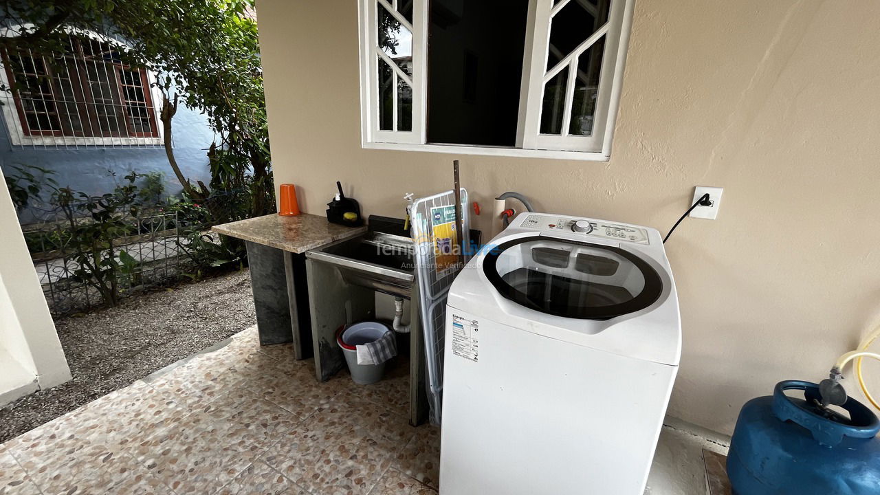 Casa para alquiler de vacaciones em Florianópolis (Ponta das Canas)