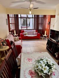 Apartamento de 03 dormitorios, cerca de Praia do forte, whats 21998095108