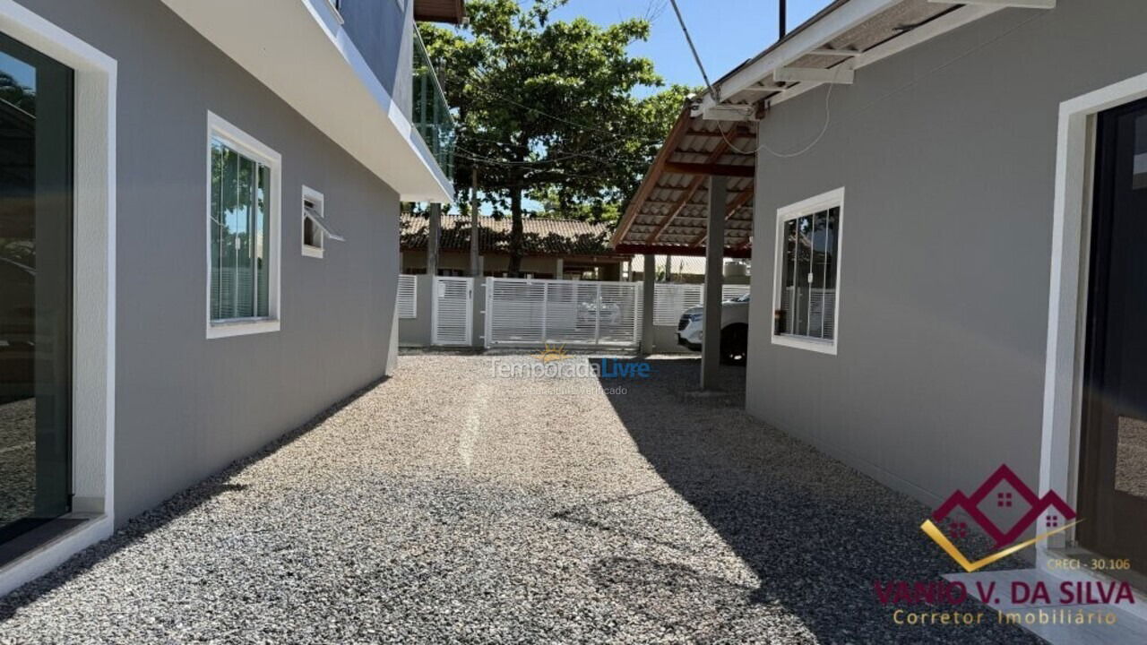 Casa para aluguel de temporada em Bombinhas (Morrinhos)