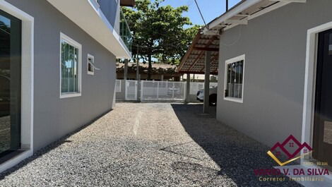 Linda casa em Bombinhas para até 8 Pessoas !