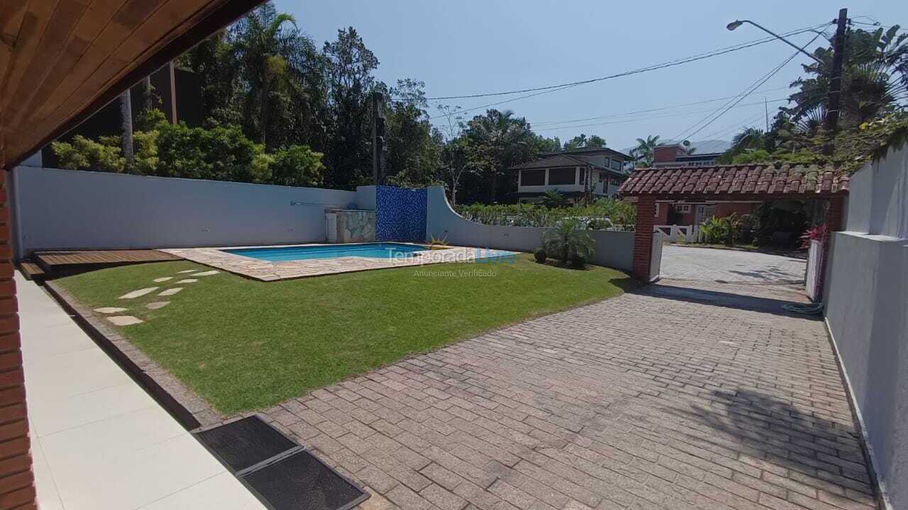 House for vacation rental in São Sebastião (Praia da Baleia)