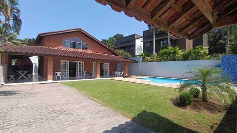 House for rent in São Sebastião - Praia da Baleia