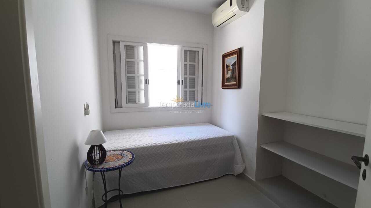 House for vacation rental in São Sebastião (Praia da Baleia)