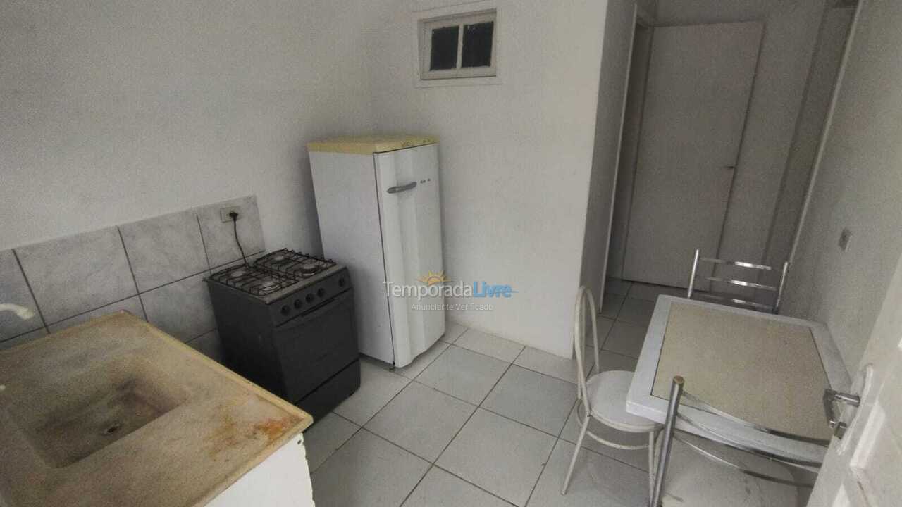 Apartamento para aluguel de temporada em Matinhos (Balneário Currais)