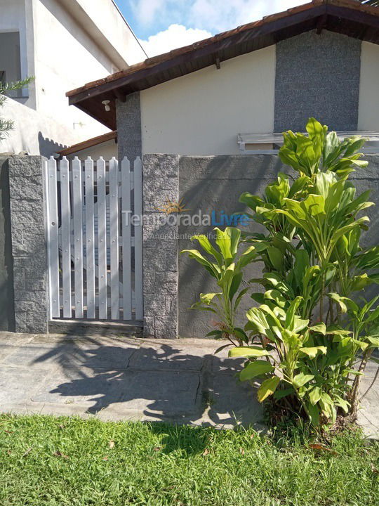 Casa para aluguel de temporada em São Sebastião (Barequeçaba)