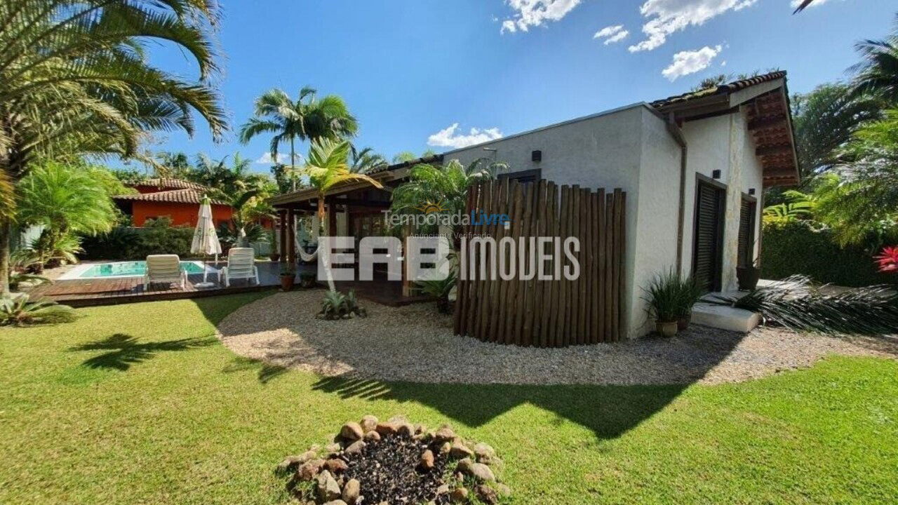 Casa para aluguel de temporada em Ubatuba (Praia de Itamambuca)