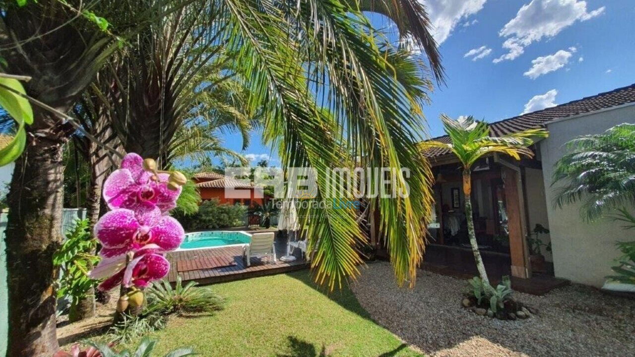 Casa para aluguel de temporada em Ubatuba (Praia de Itamambuca)