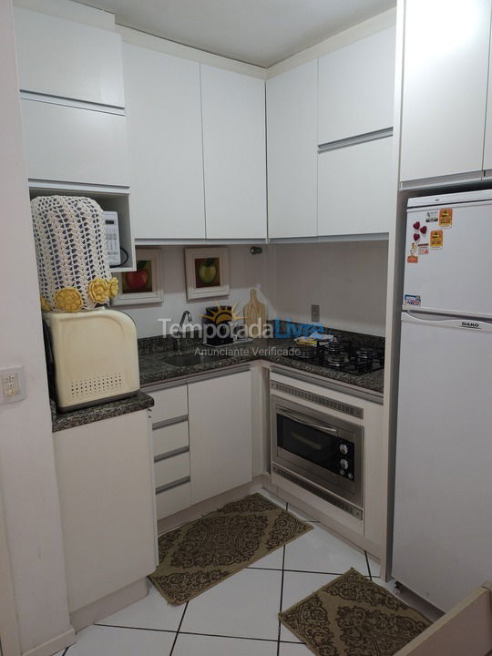 Apartamento para aluguel de temporada em Palhoça (Praia de Fora)