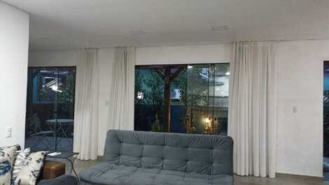 Casa contenedor con 2 suites en Mariscal