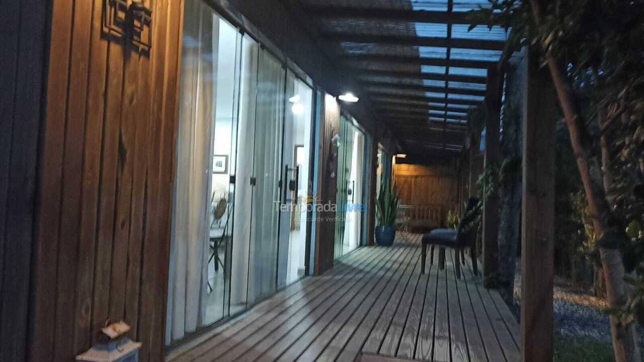 Casa para alquiler de vacaciones em Bombinhas (Mariscal)