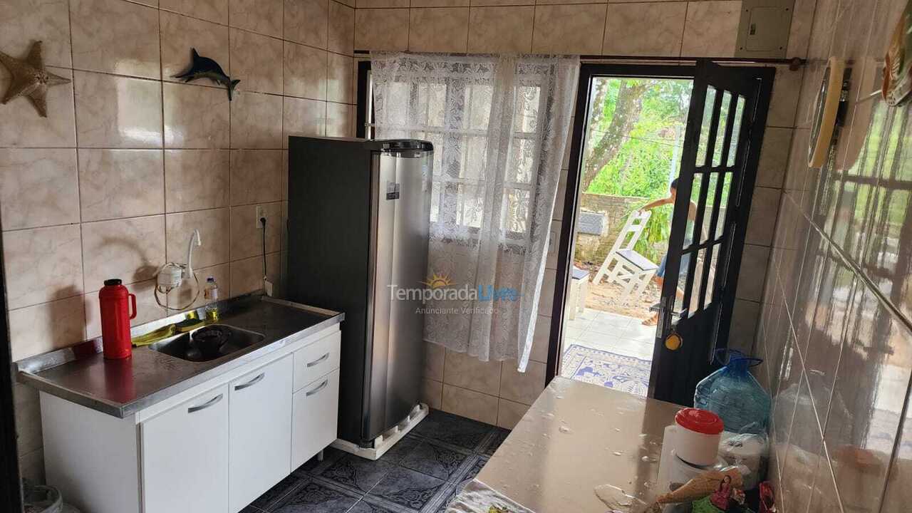 Casa para aluguel de temporada em São Francisco do Sul (Ubatuba)