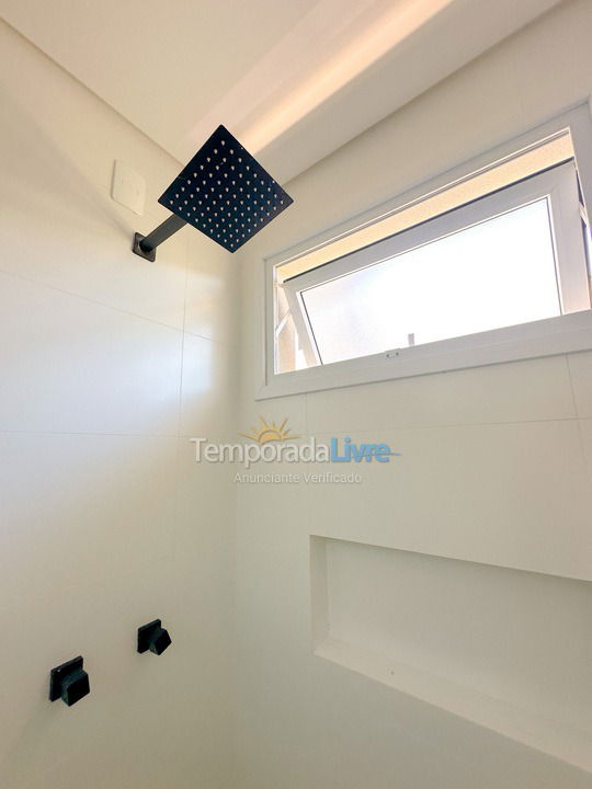 Apartamento para aluguel de temporada em Florianópolis (Cachoeira do Bom Jesus)