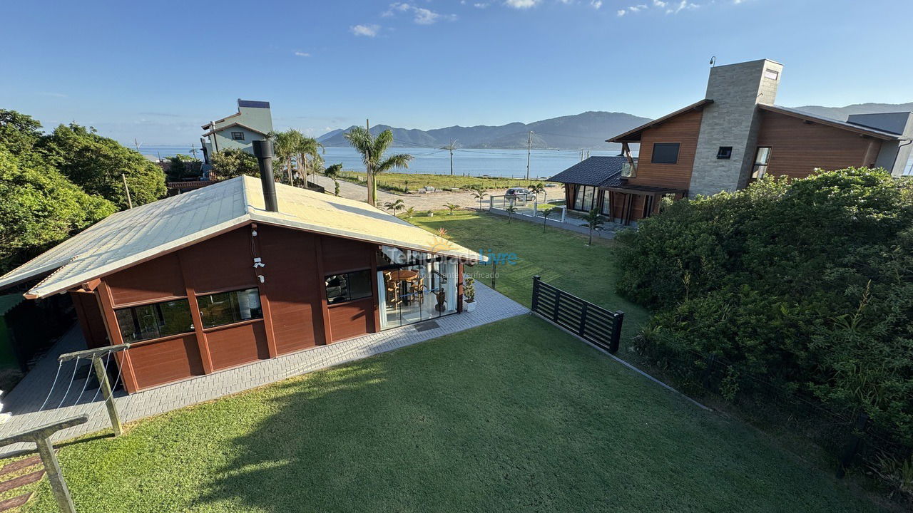 Casa para aluguel de temporada em Palhoça (Praia do Sonho)