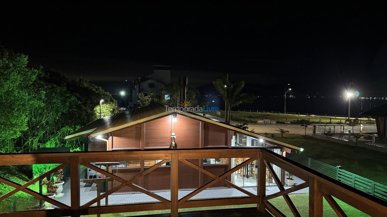 Casa para aluguel de temporada em Palhoça (Praia do Sonho)