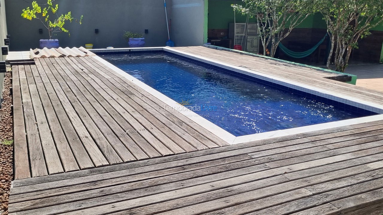 Casa para alquiler de vacaciones em Ubatuba (Bairro Rio Escuro)