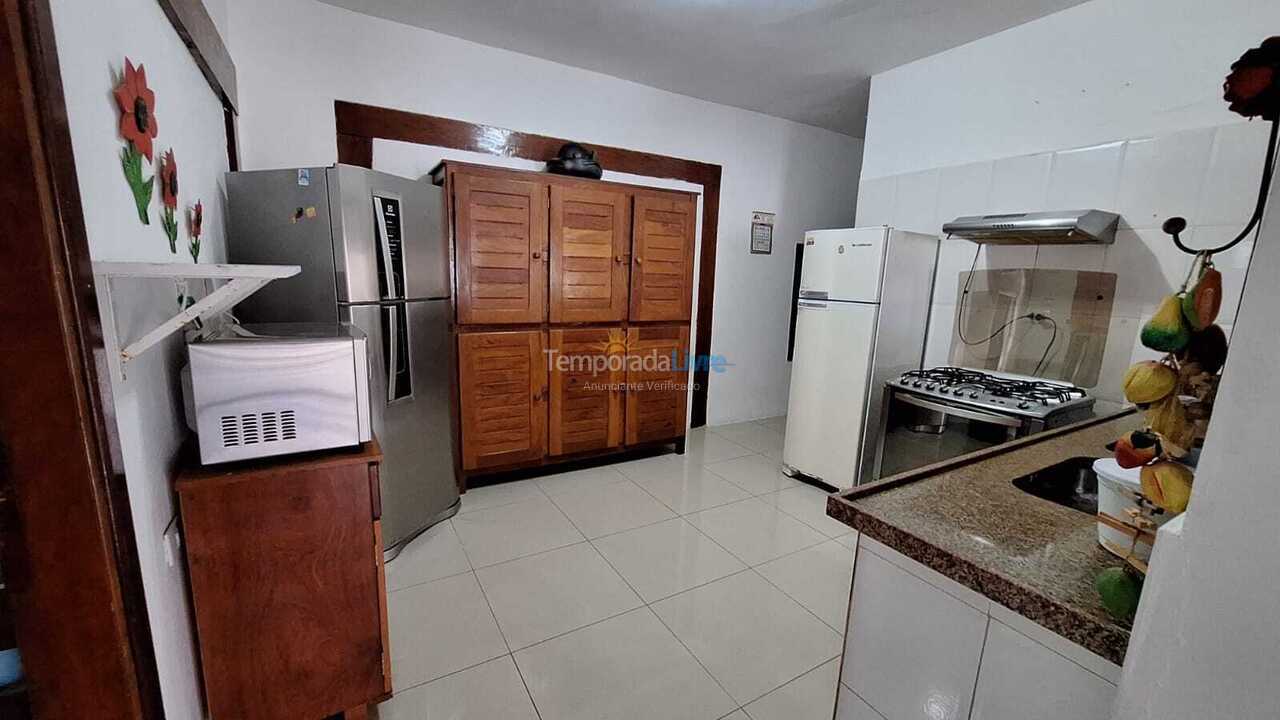 Casa para alquiler de vacaciones em Ubatuba (Maranduba)