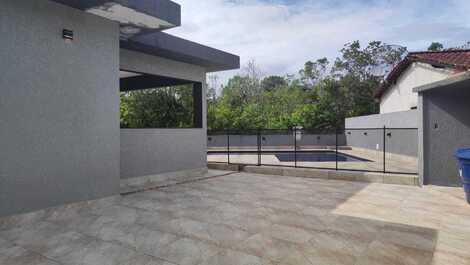 Sunshine - Casa con piscina, barbacoa y aire acondicionado.