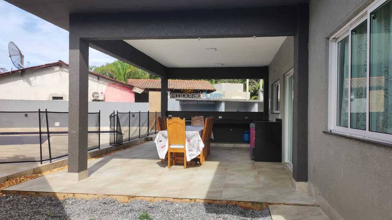 Casa para alquiler de vacaciones em Bertioga (Costa do Sol)