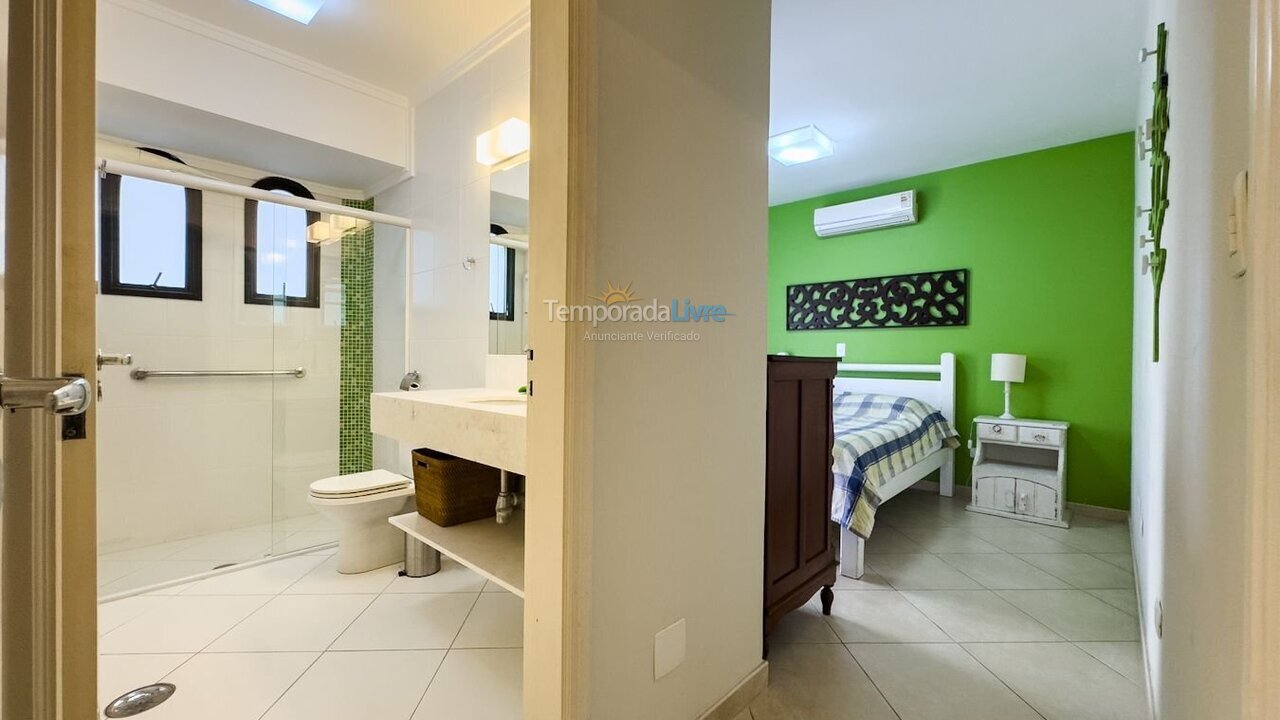 Apartment for vacation rental in Guarujá (Balneário Cidade Atlântica)