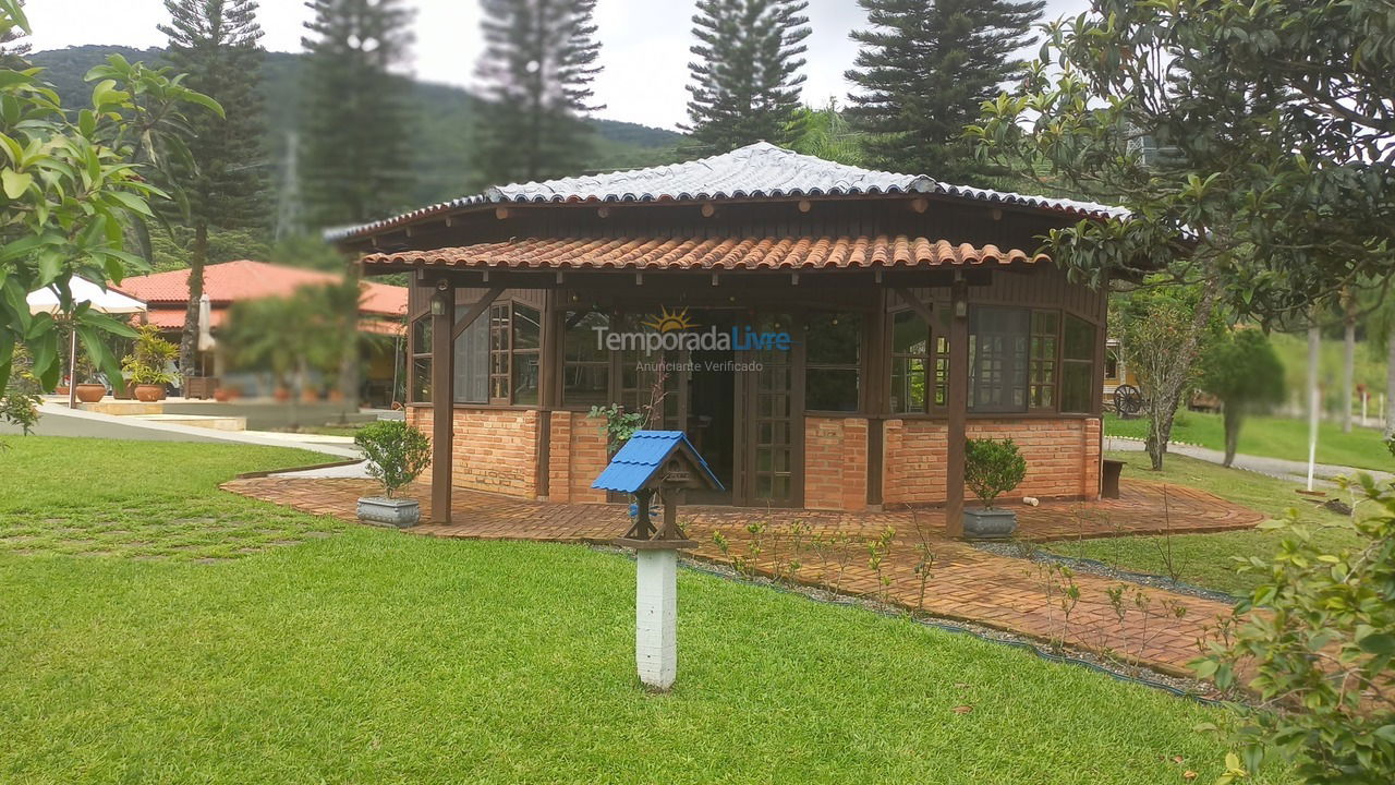 Granja para alquiler de vacaciones em Itajaí (Baia)