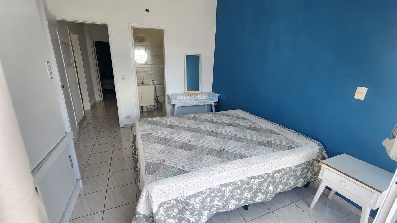 Apartamento para aluguel de temporada em Guarujá (Pitangueiras)