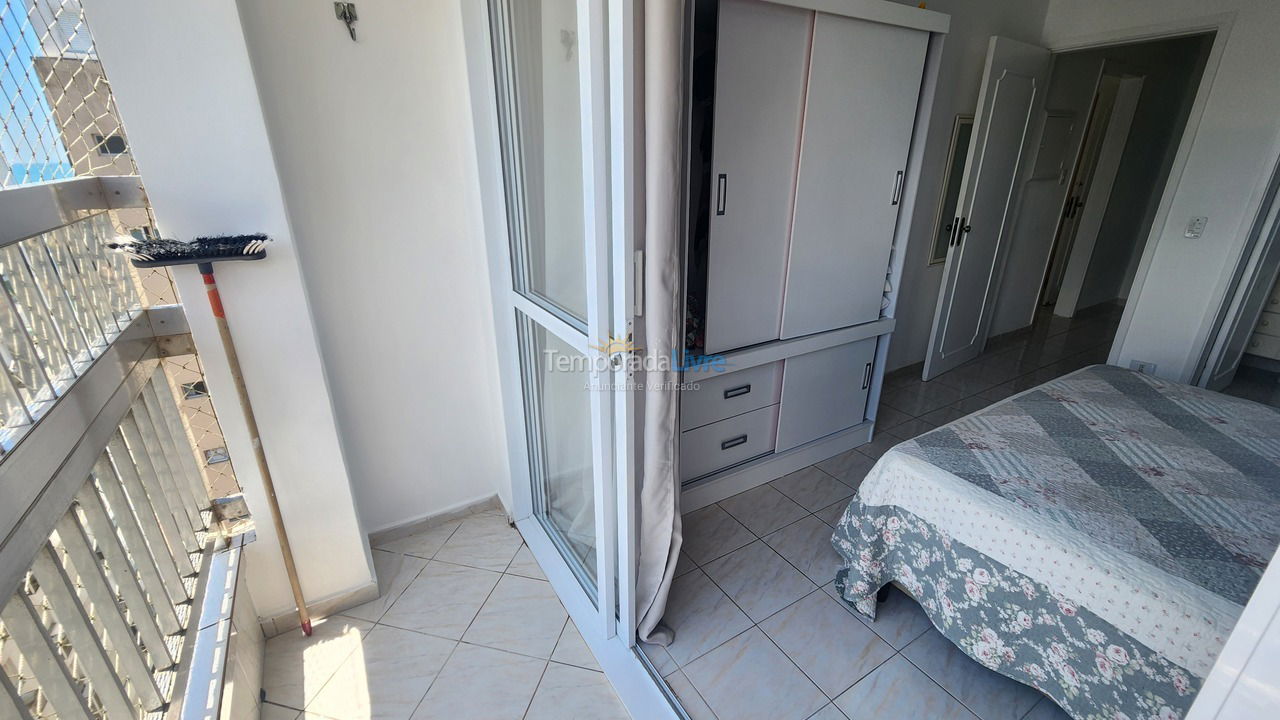 Apartamento para aluguel de temporada em Guarujá (Pitangueiras)