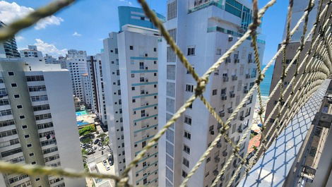 Frente ao mar 2 quartos até 8 pessoas, telas de proteção, wi fi