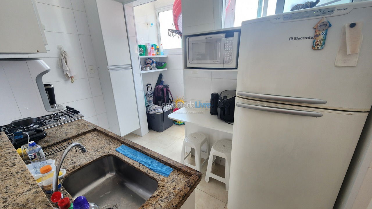 Apartamento para aluguel de temporada em Guarujá (Pitangueiras)