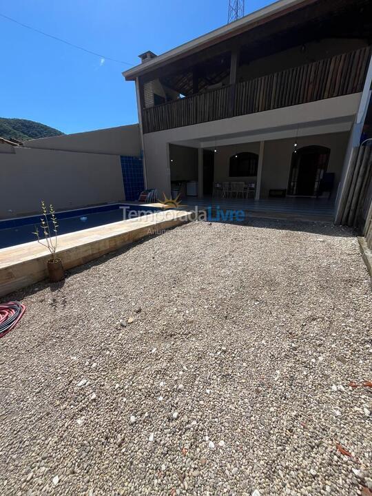 Casa para alquiler de vacaciones em Ubatuba (Lagoinha)